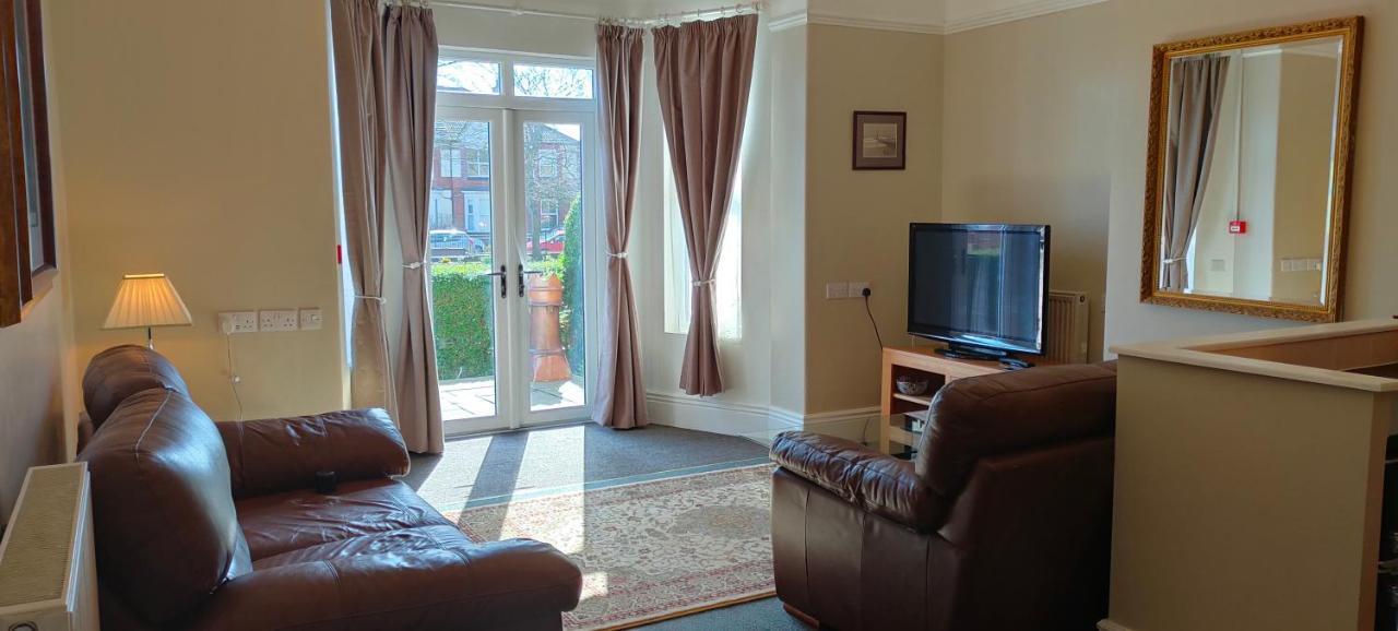 Fishtail House - Stylish Apartments Minutes From The Sea Hornsea Exterior foto