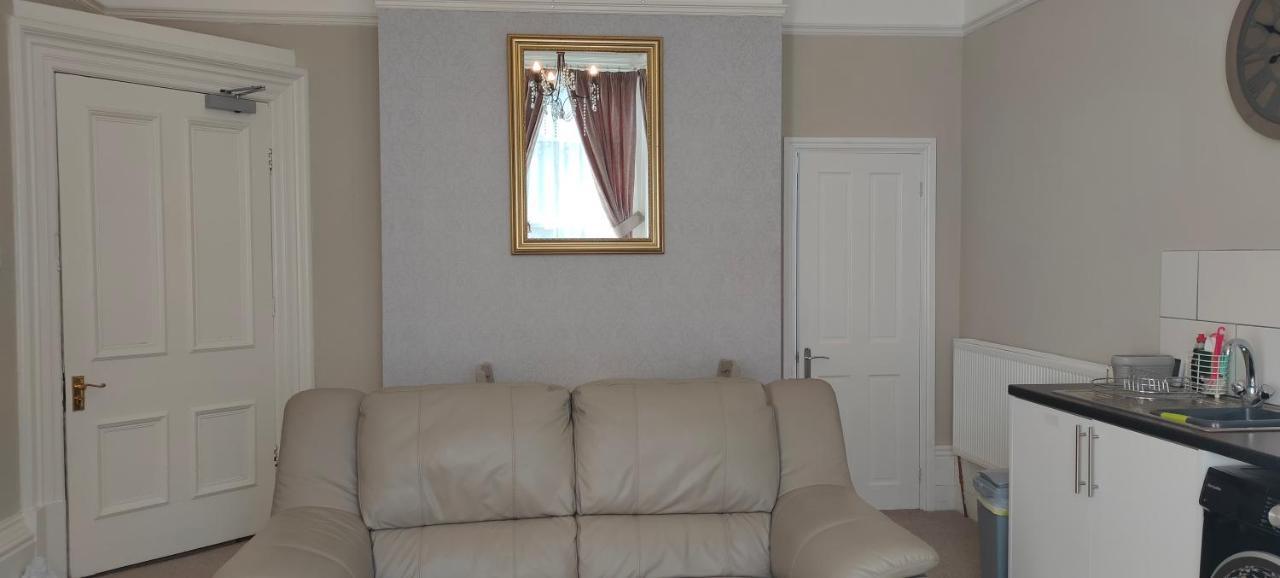 Fishtail House - Stylish Apartments Minutes From The Sea Hornsea Exterior foto